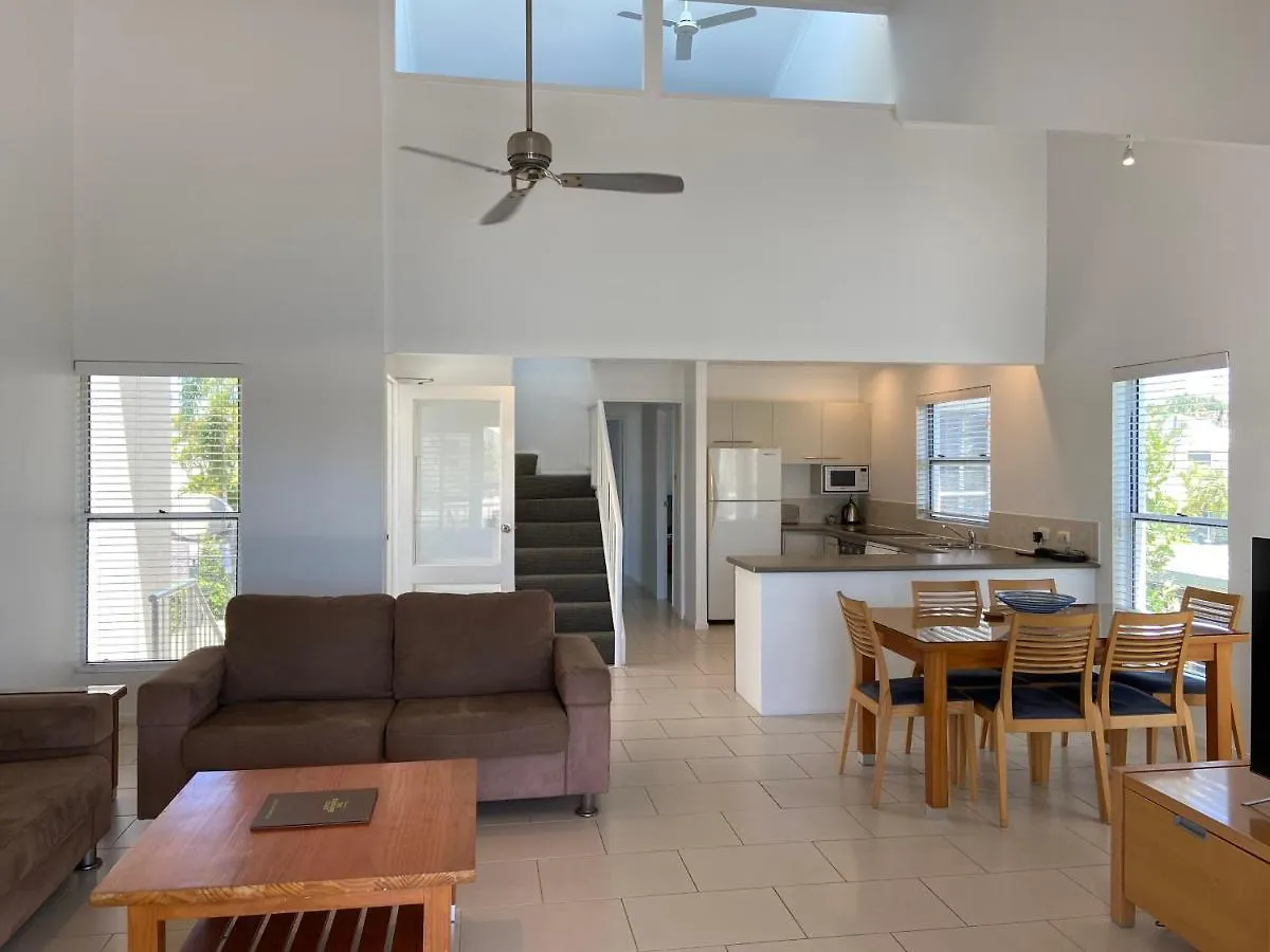 Skippers Cove Waterfront Resort Noosaville Apartmanhotel