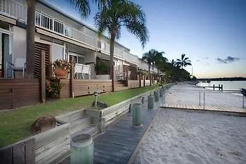 **** Apartmanhotel Skippers Cove Waterfront Resort Noosaville Ausztrália
