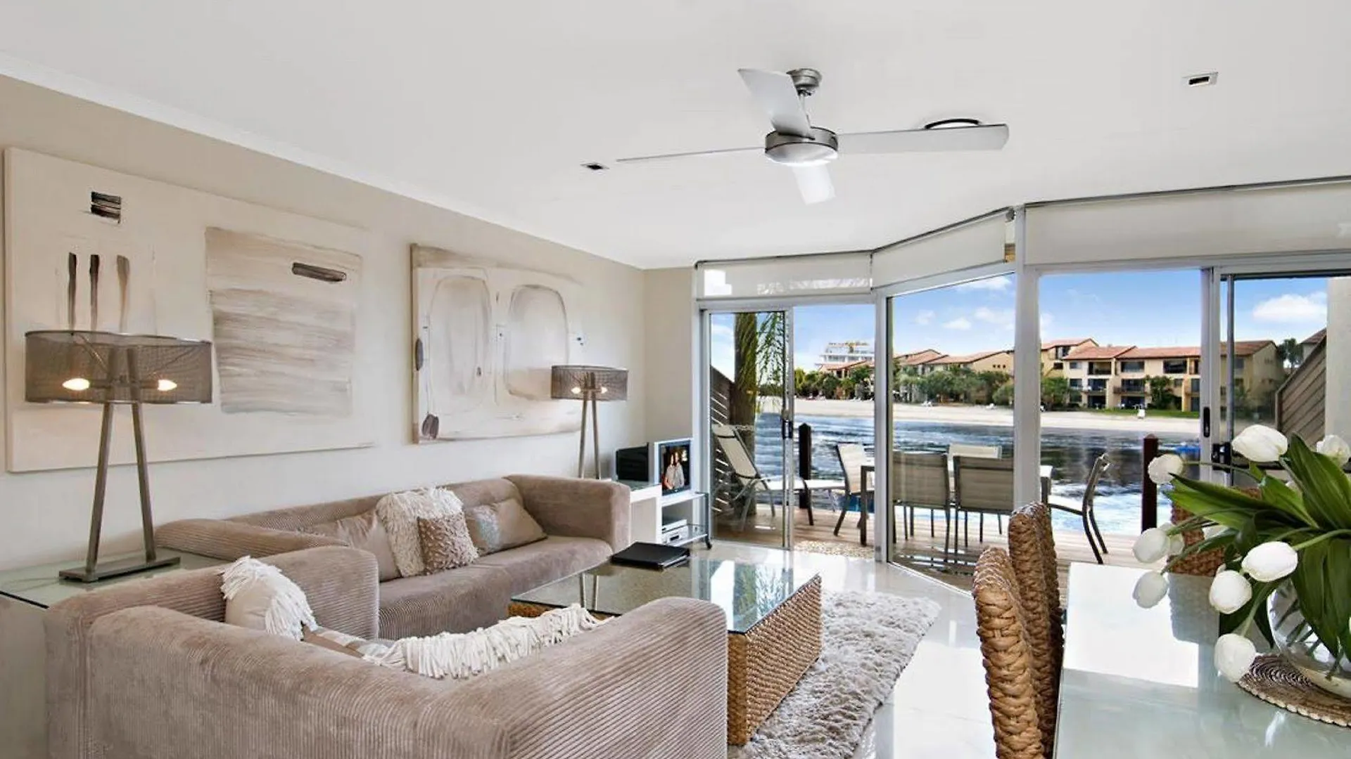 Skippers Cove Waterfront Resort Noosaville